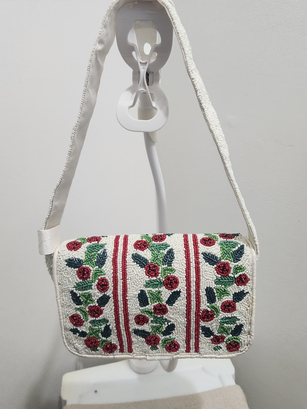 Beaded Holly Berry Crossbody Bag - White with Red & Green - Picture 5 of 7